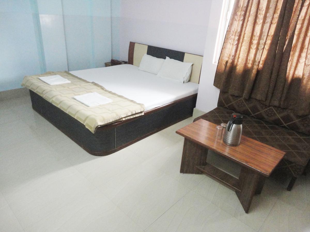 Hotel Yatrik Deoghar Exterior photo